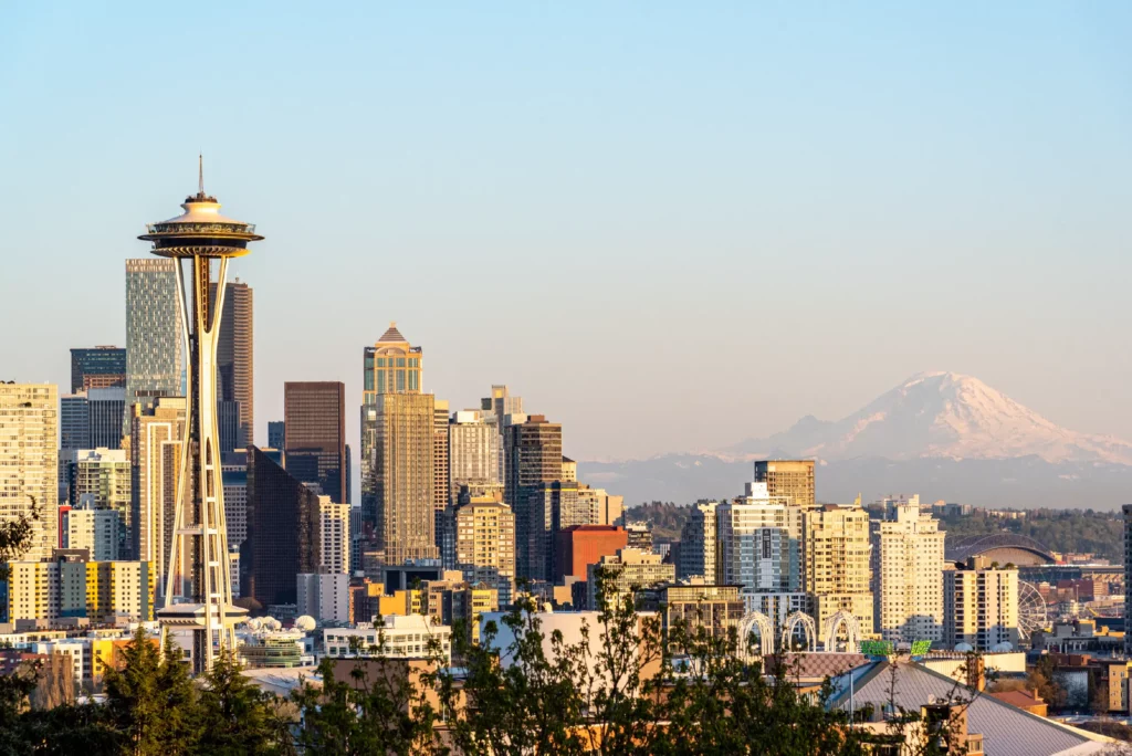 Seattle washington city skyline at sunset.